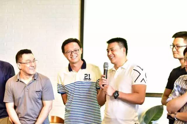 青騰長江三班 | 那些年，我們一起上過課、打過架、動過情、拼過命